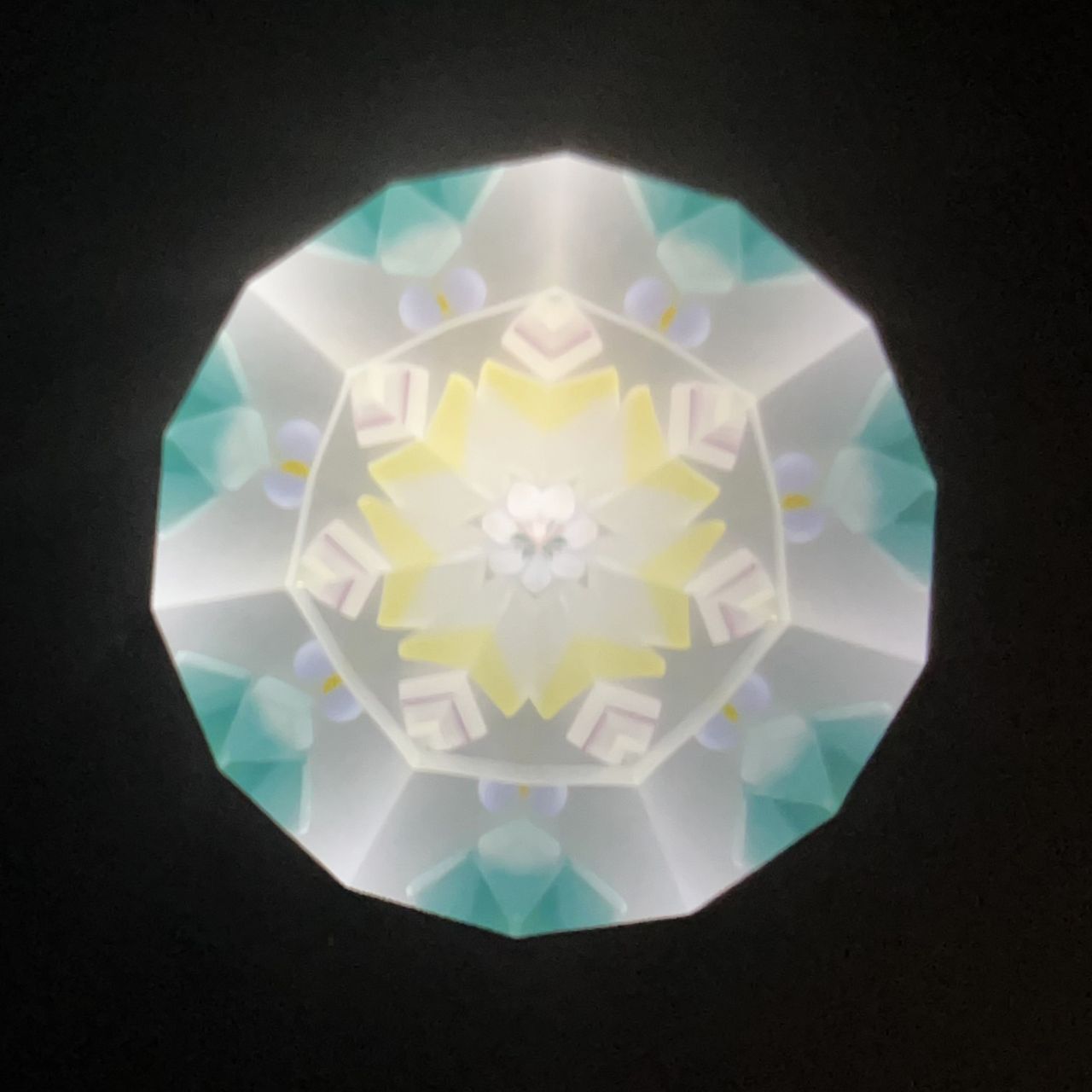 Sumiko AKATSU ”Hanachirusato” -green- 2mirror -glass kaleidoscope-