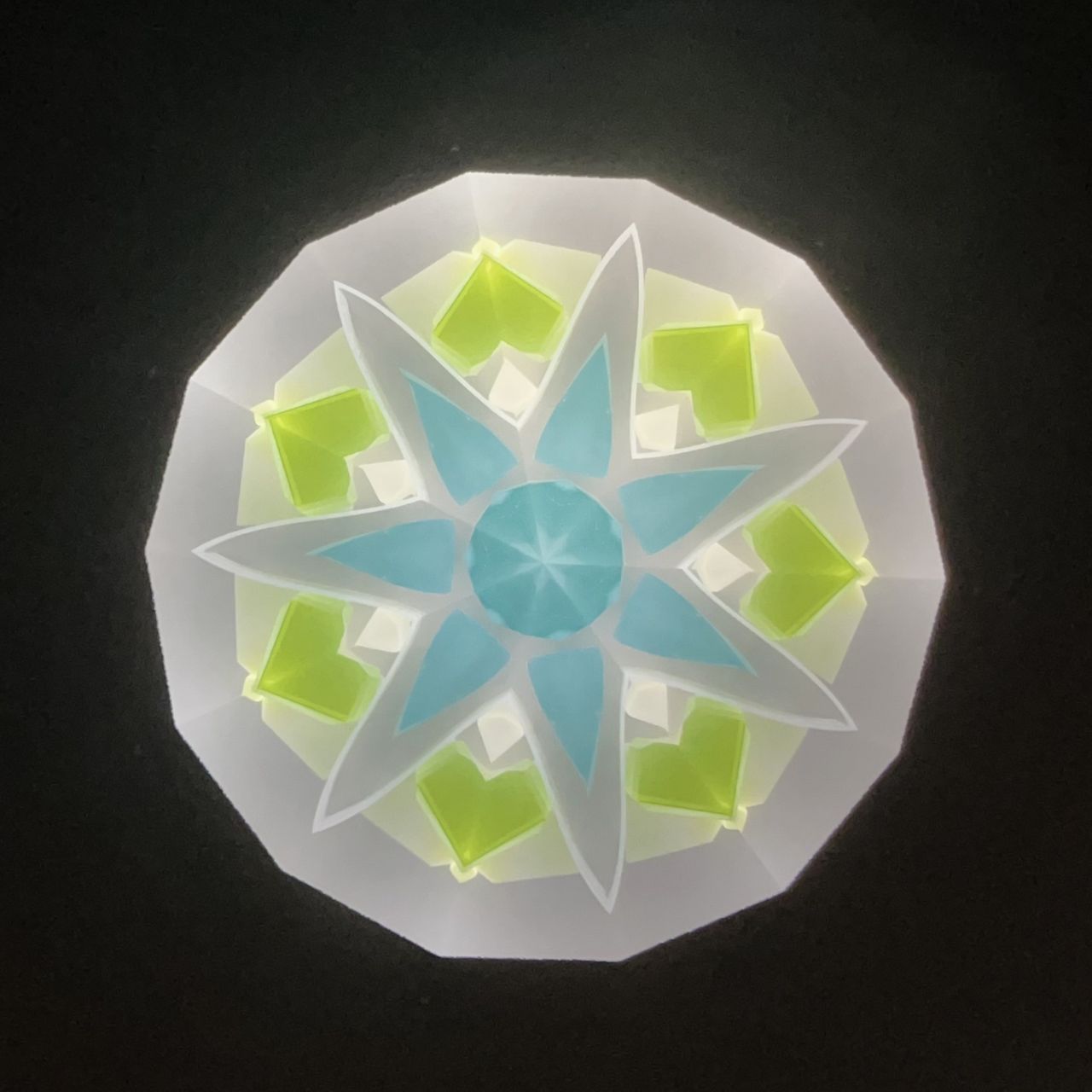 Sumiko AKATSU ”Hanachirusato” -green- 2mirror -glass kaleidoscope-
