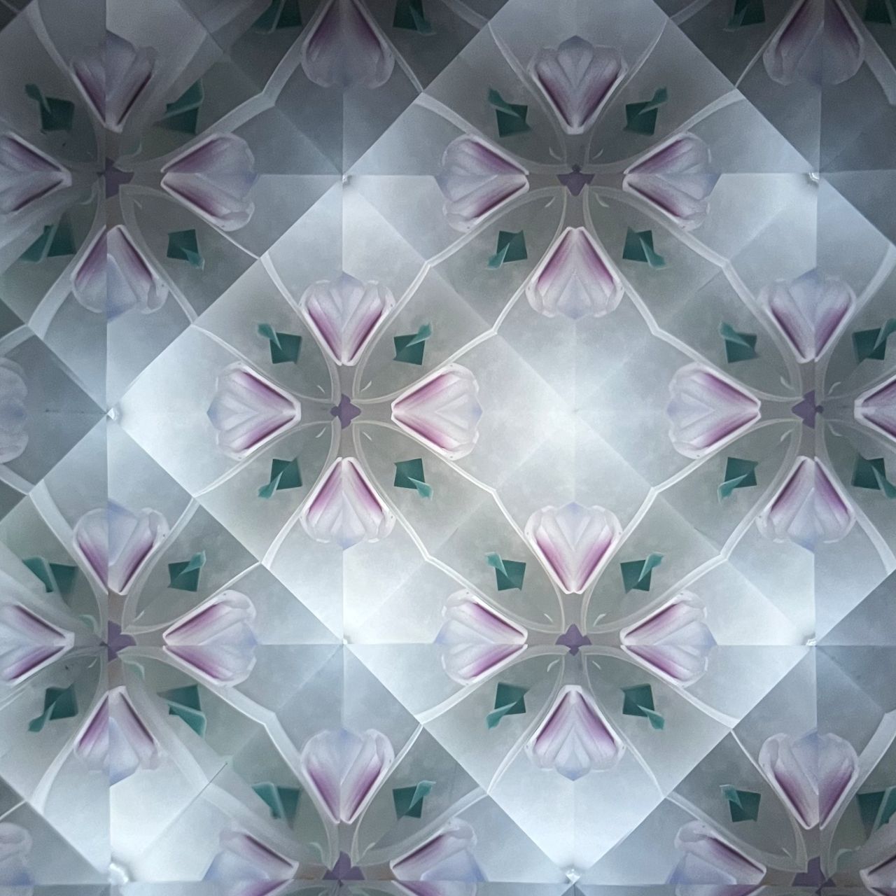 Sumiko AKATSU ”Hanachirusato” -green/purple- 3mirror -glass kaleidoscope-