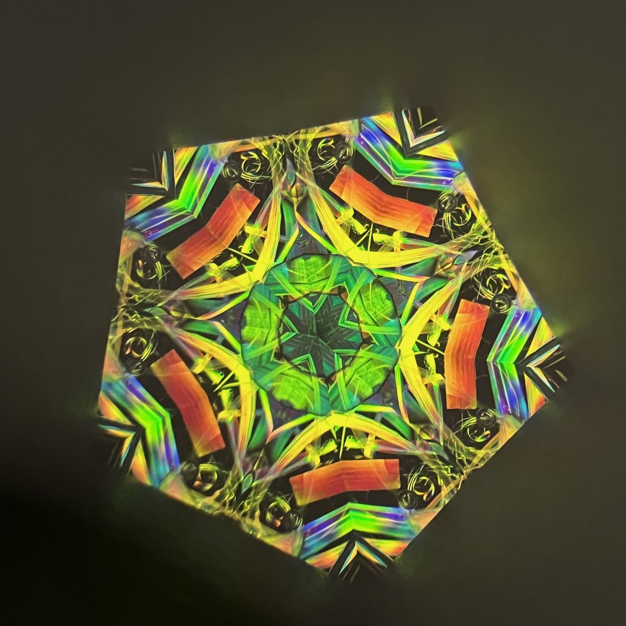 Tomoo Hosono Polarized kaleidoscope "YO" #062
