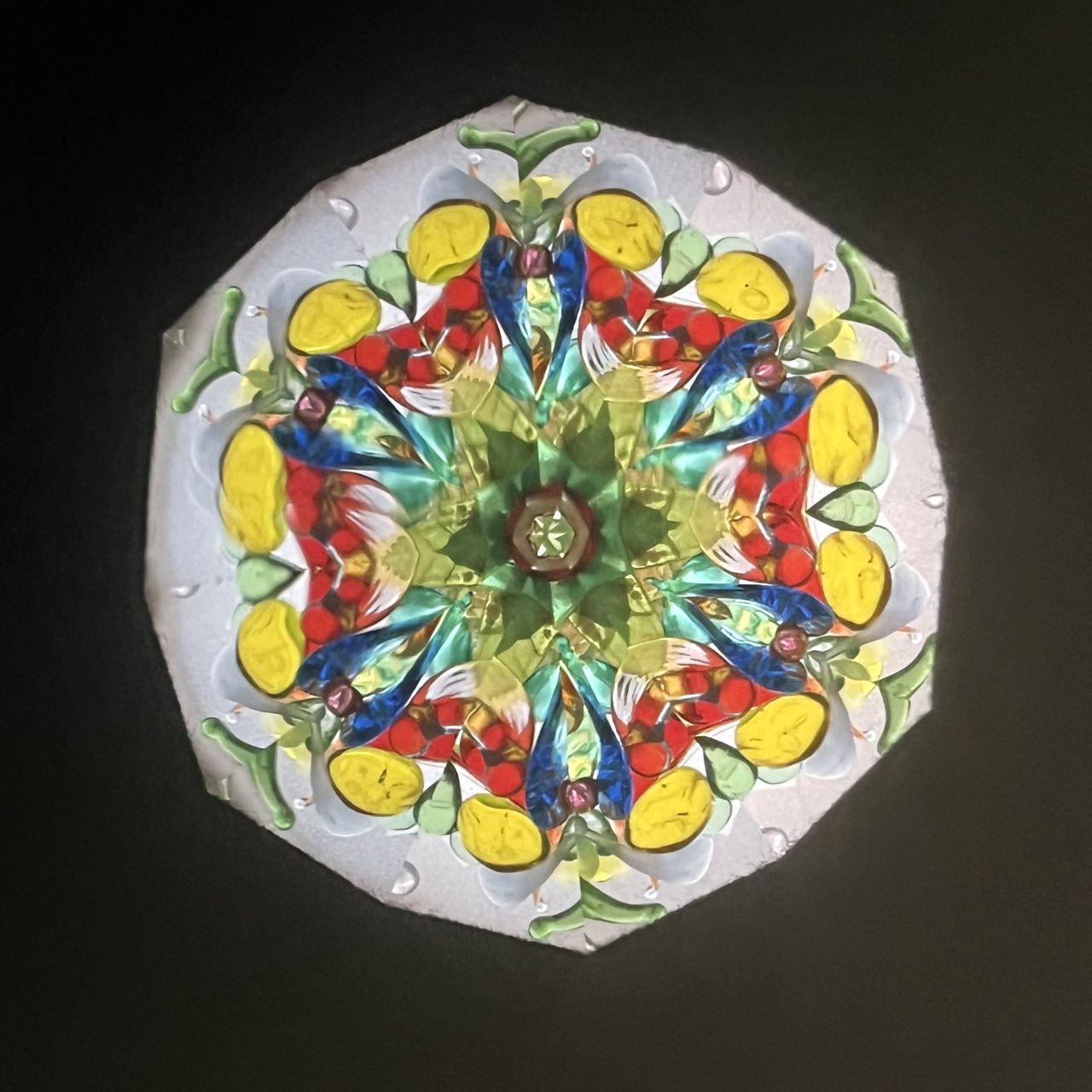 Fumie Ino ”Cranes” - lacquered kaleidoscope -