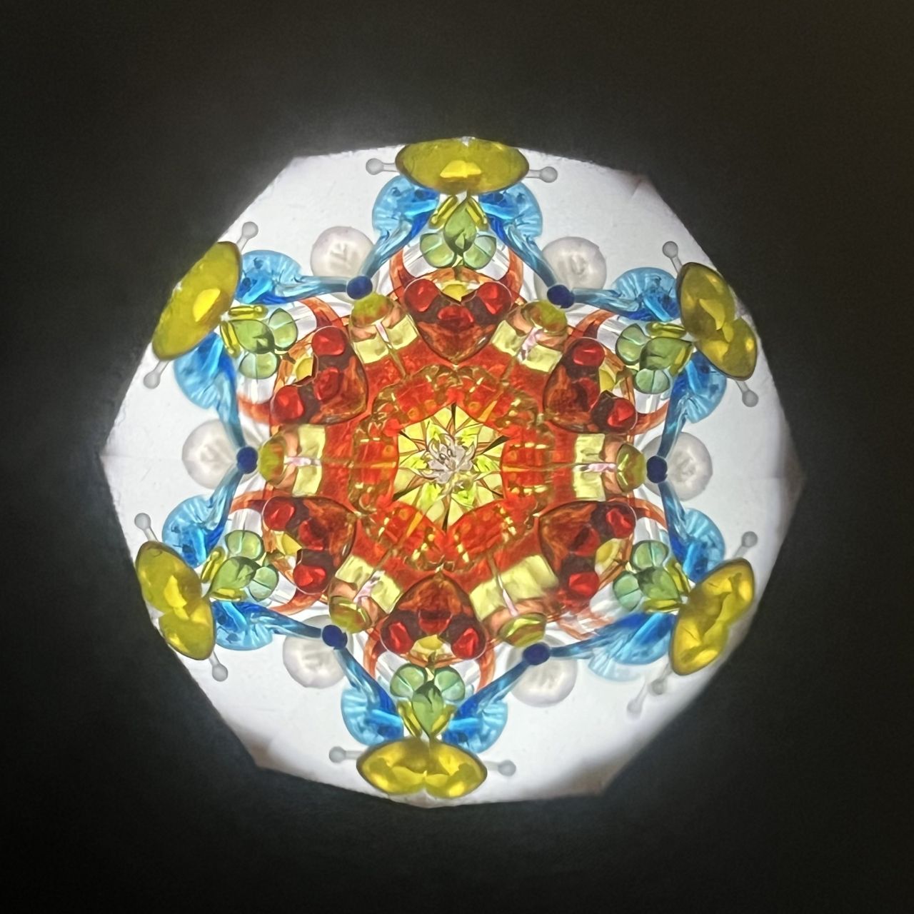 Fumie Ino ”Cranes” - lacquered kaleidoscope -