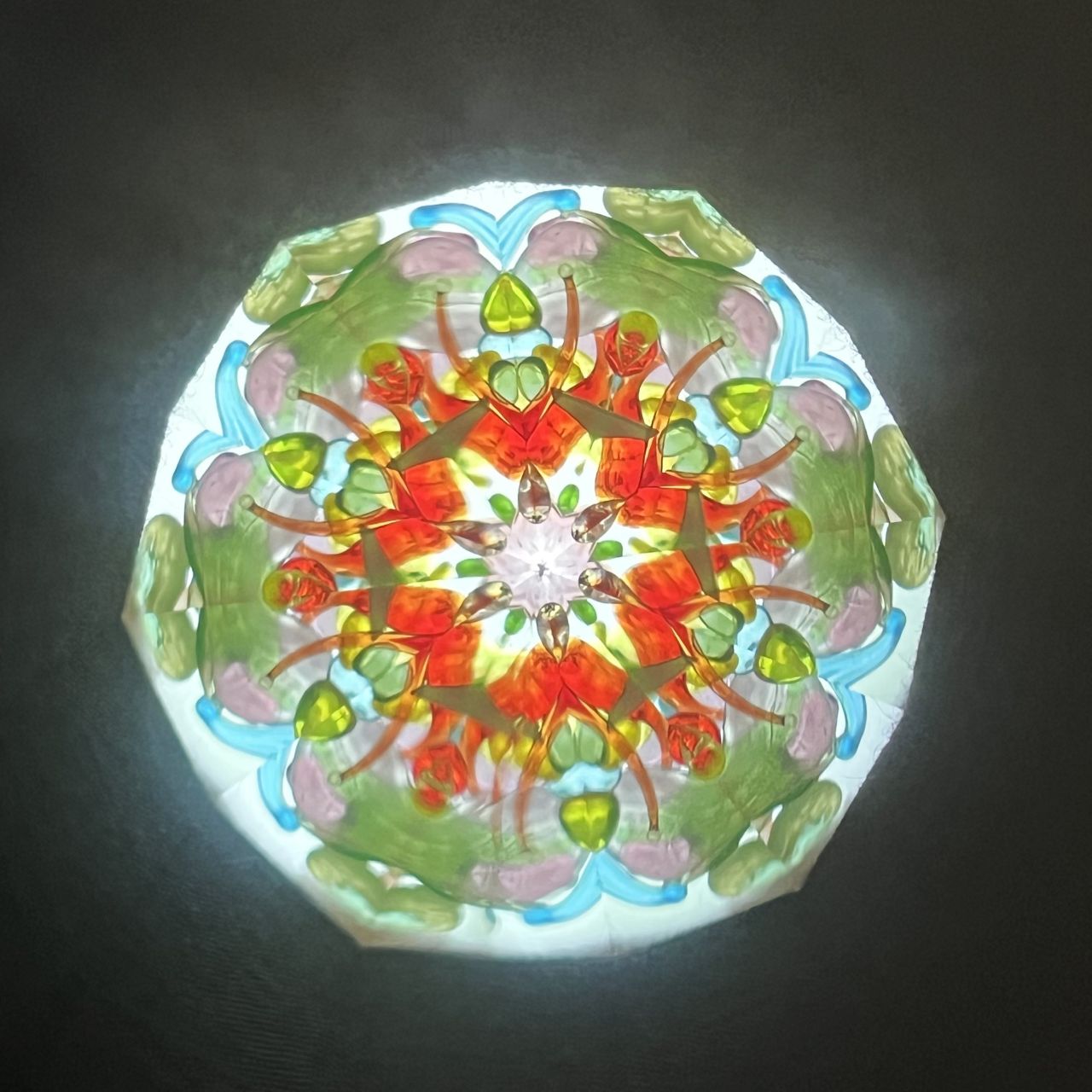 Fumie Ino ”Cranes” - lacquered kaleidoscope -