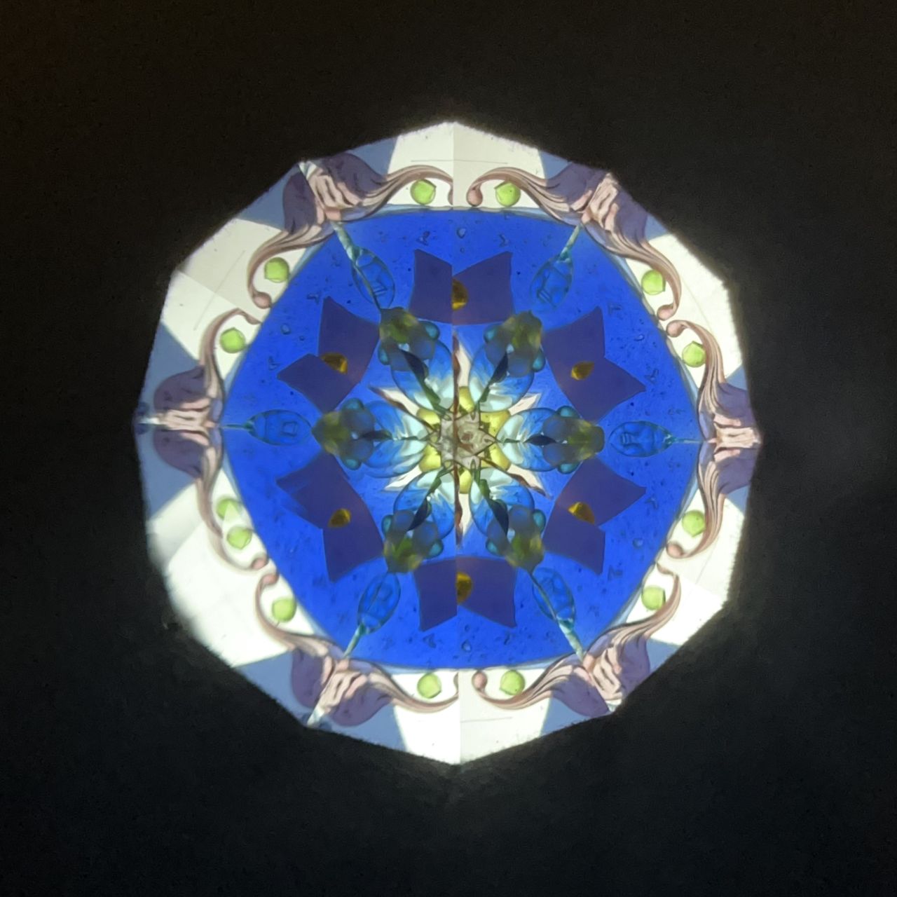Fumie Ino ”Water Irises” - lacquered kaleidoscope -