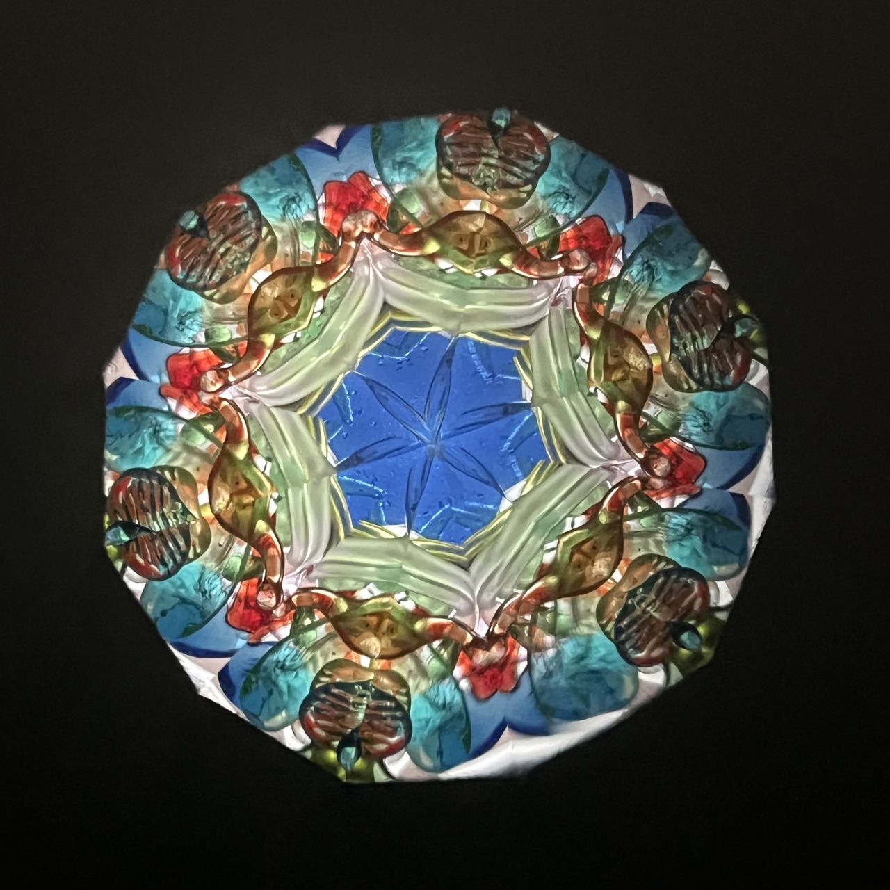 Fumie Ino ”Water Irises” - lacquered kaleidoscope -