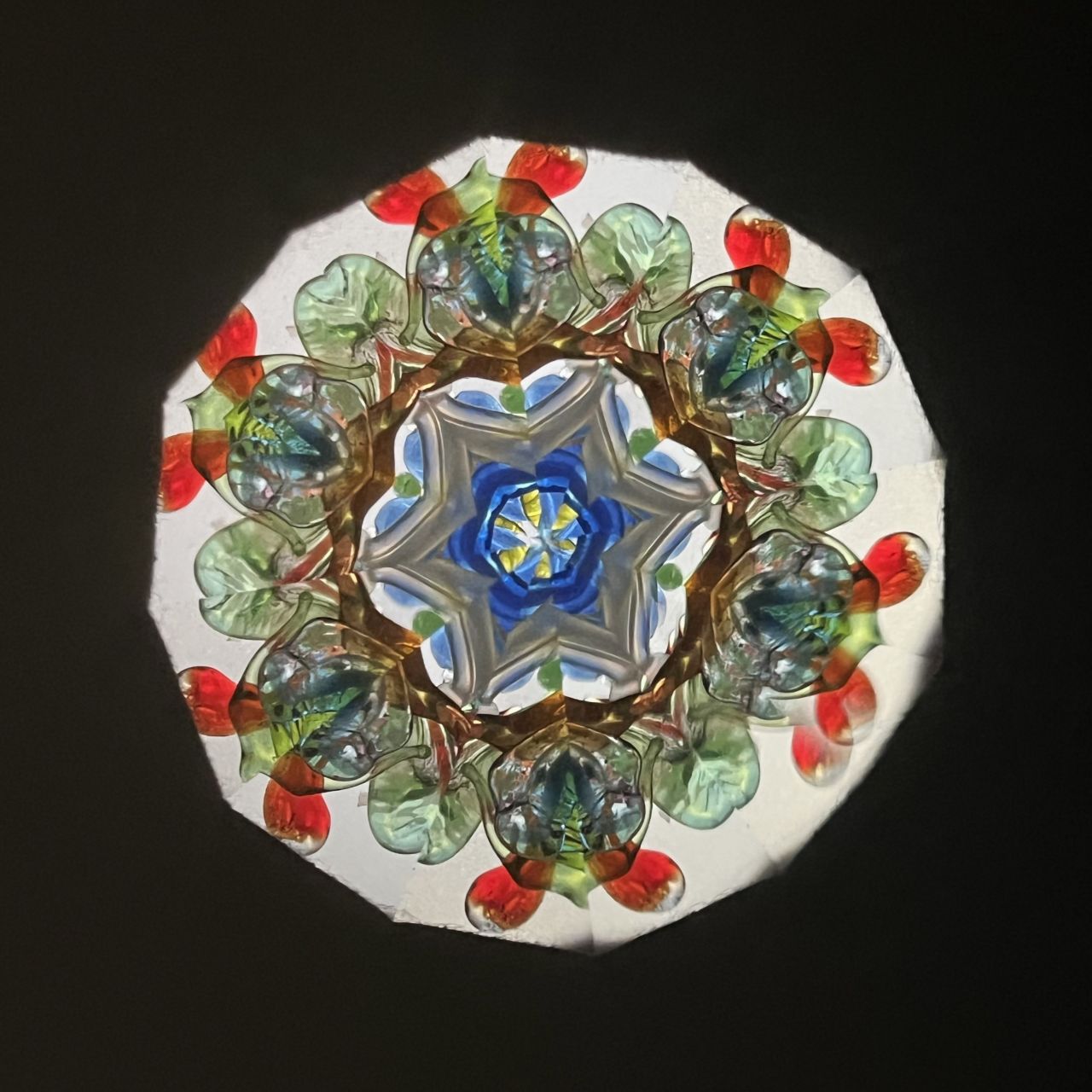 Fumie Ino ”Water Irises” - lacquered kaleidoscope -