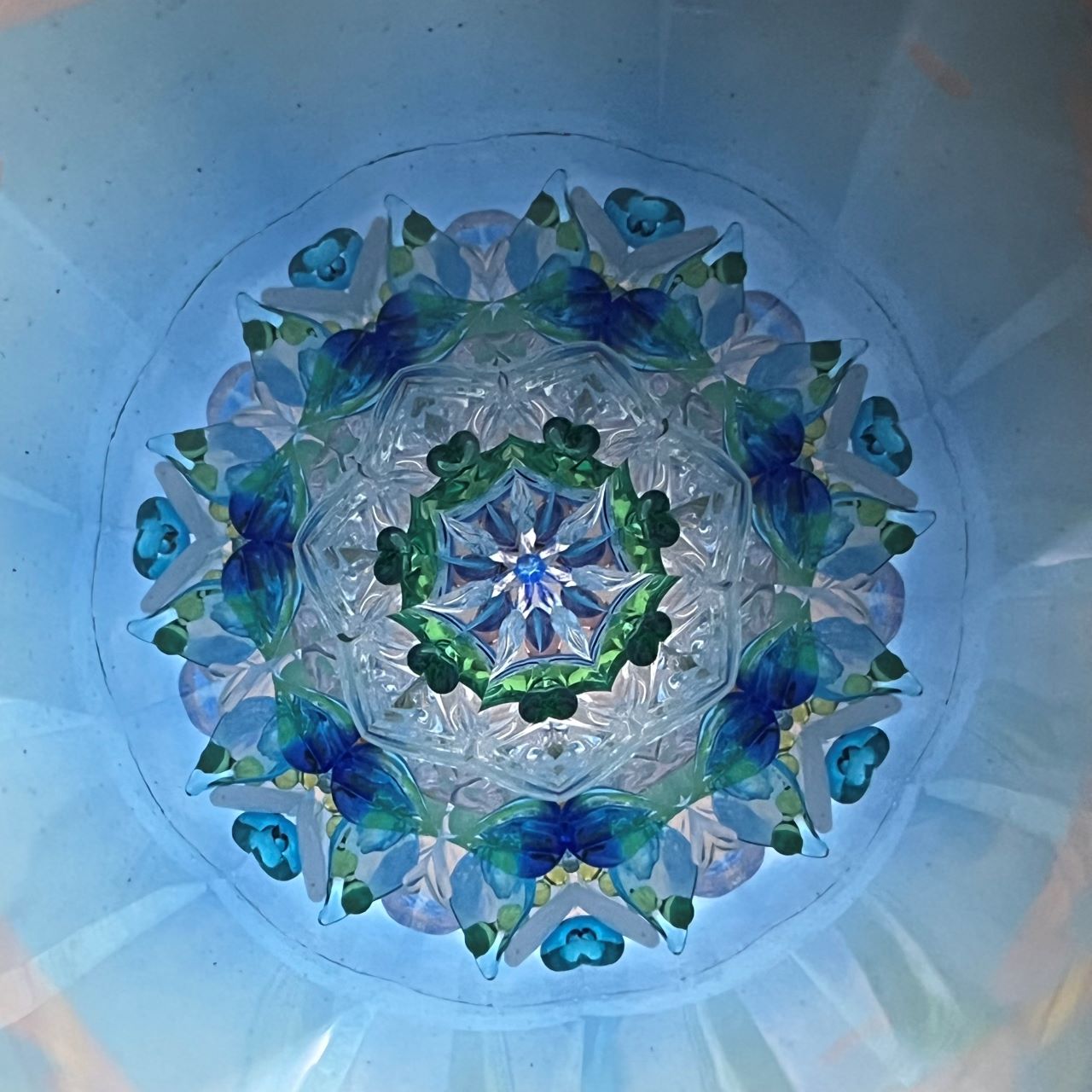 Crystal Garden Shirokane "Happy" blue -glass kaleidoscope-
