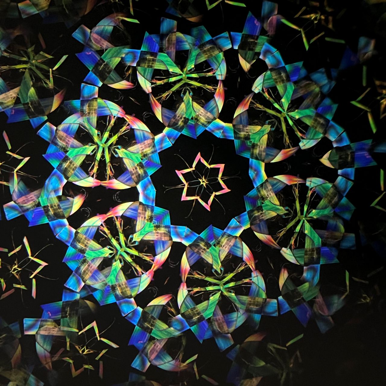 Tomoo Hosono     Polarized kaleidoscope "GEN" #056