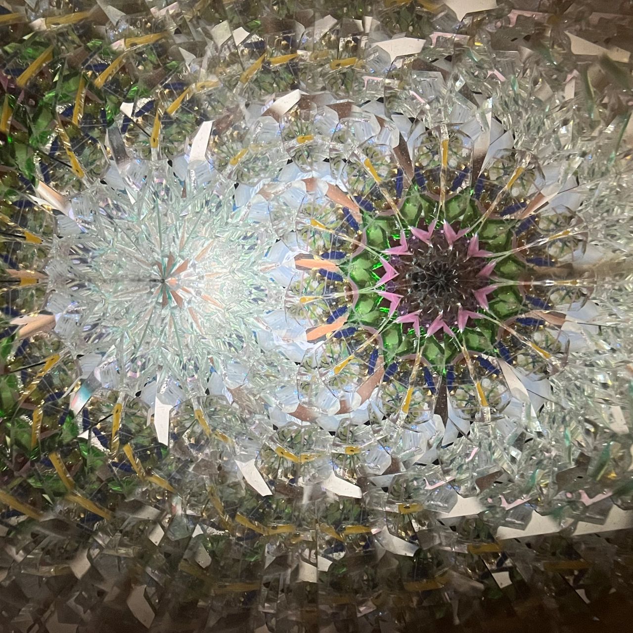 Yoshiko Kosuge   "Beyond Your Dreams"   - peacock pattern -      glass kaleidoscope