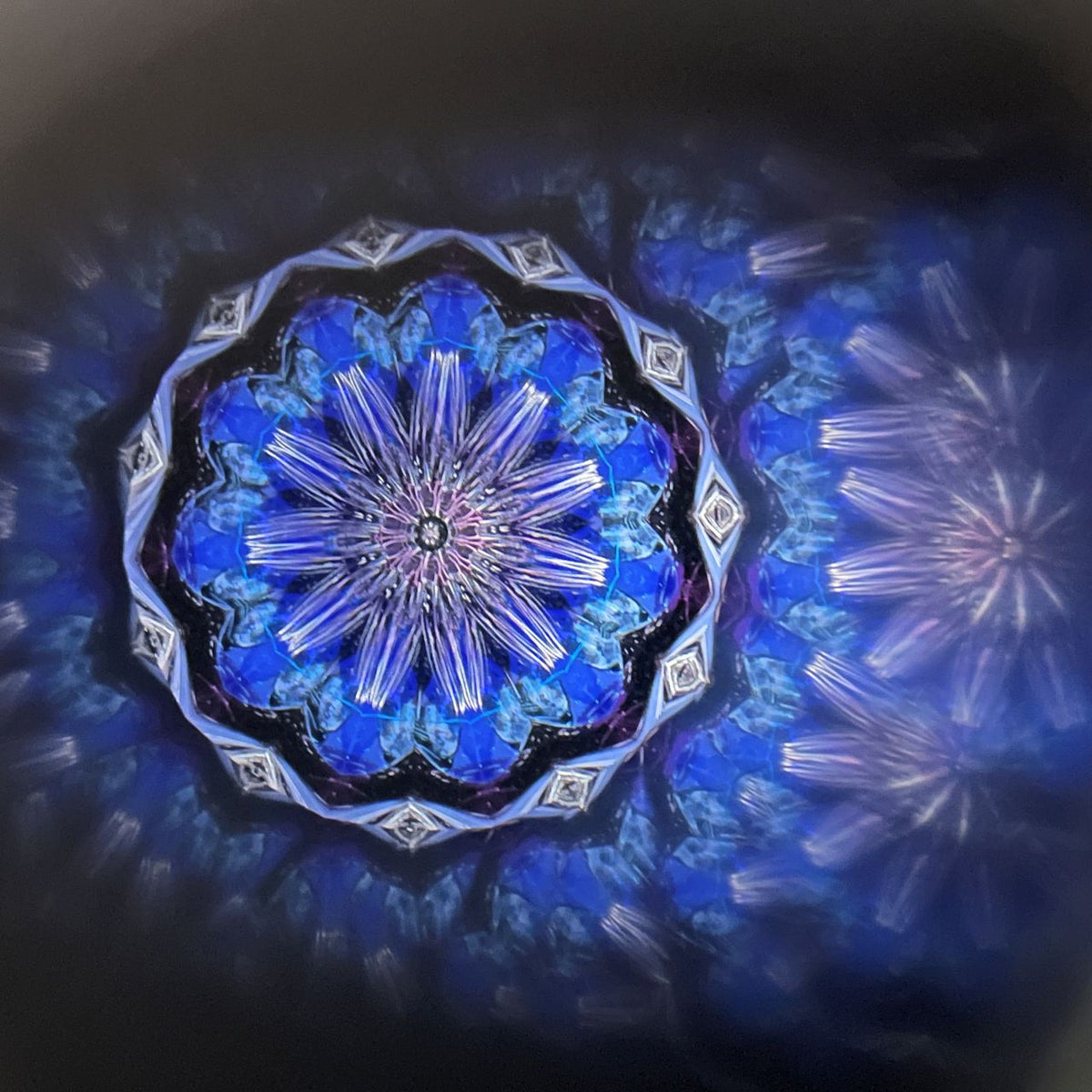 Yoshiko and Takeo Matsumoto    "HANA - ice purple- "     - glass kaleidoscope -