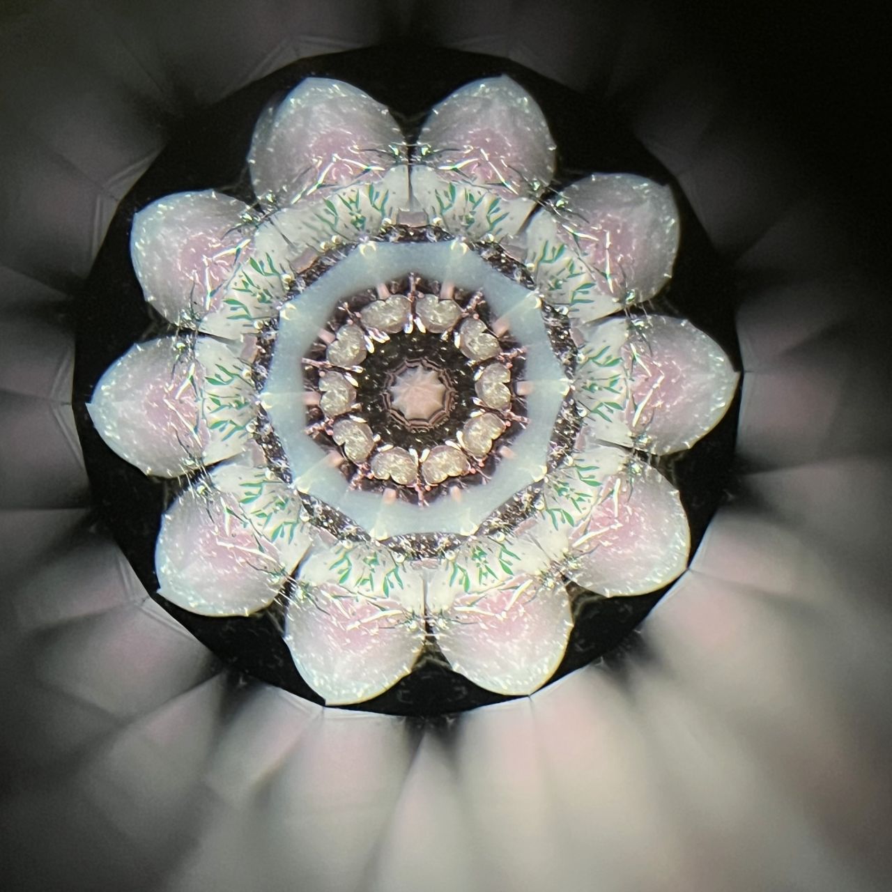 Yoshiko & Takeo Matsumoto  "Jupiter"      - glass kaleidoscope -