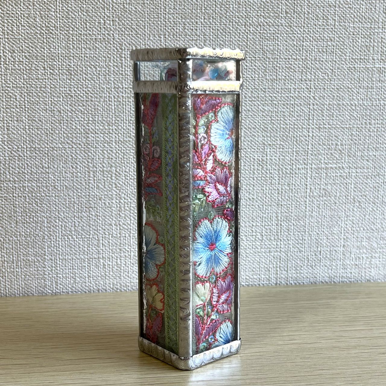 Rieko     "Bouquet A "              -glass kaleidoscope-