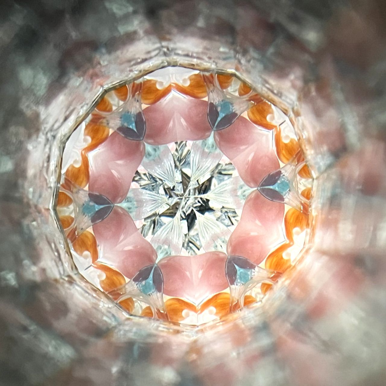 Rieko     "Bouquet B "              -glass kaleidoscope-