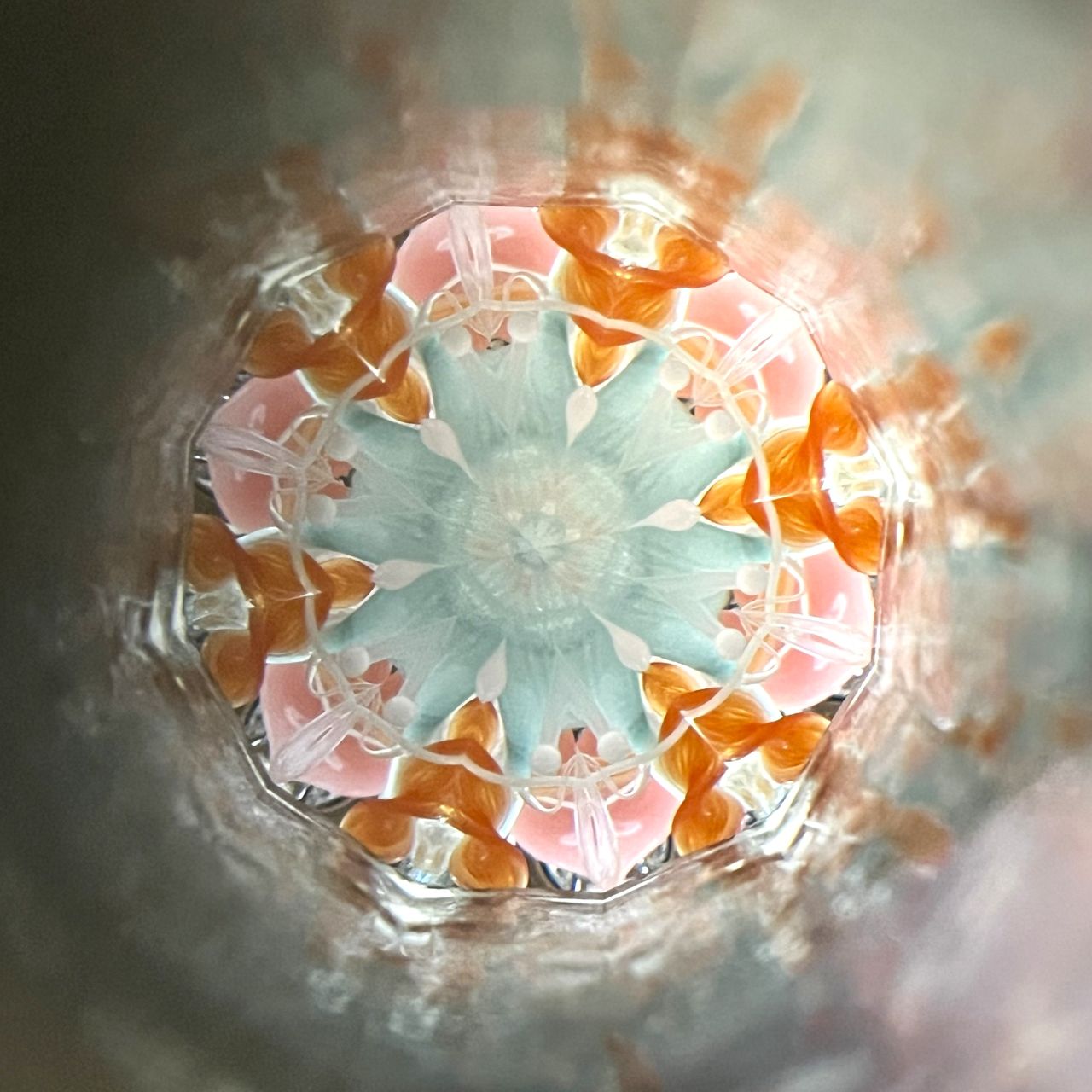 Rieko     "Bouquet B "              -glass kaleidoscope-