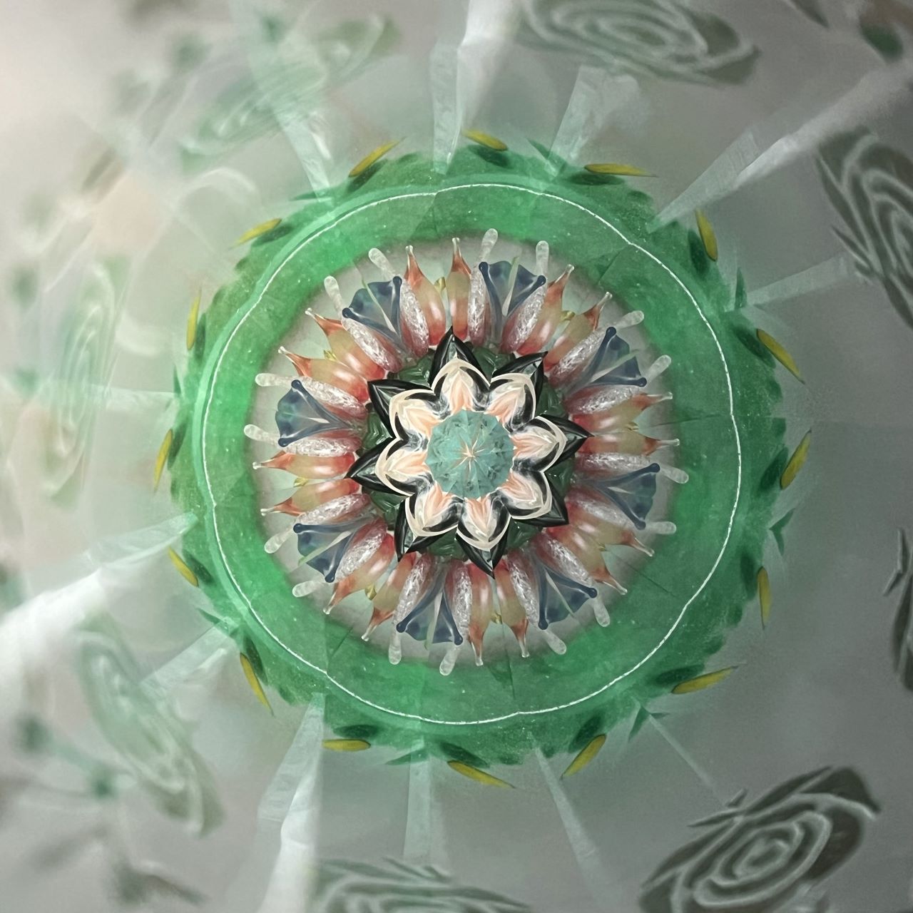 Crystal Garden Shirokane              "Rose  -green-"                    -glass kaleidoscope-